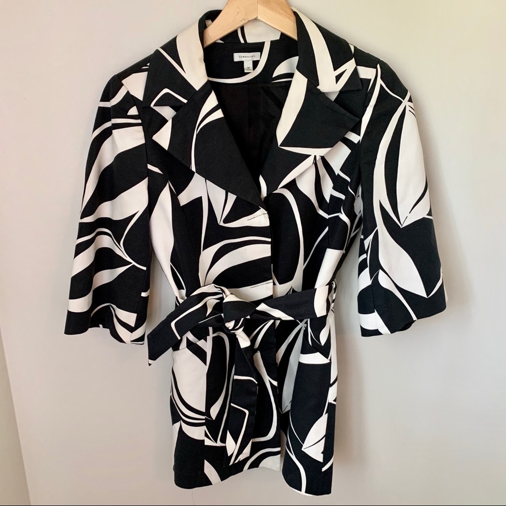 Spring Semantiks Black and White Pattern 3/4 Sleeve Jacket with Belt